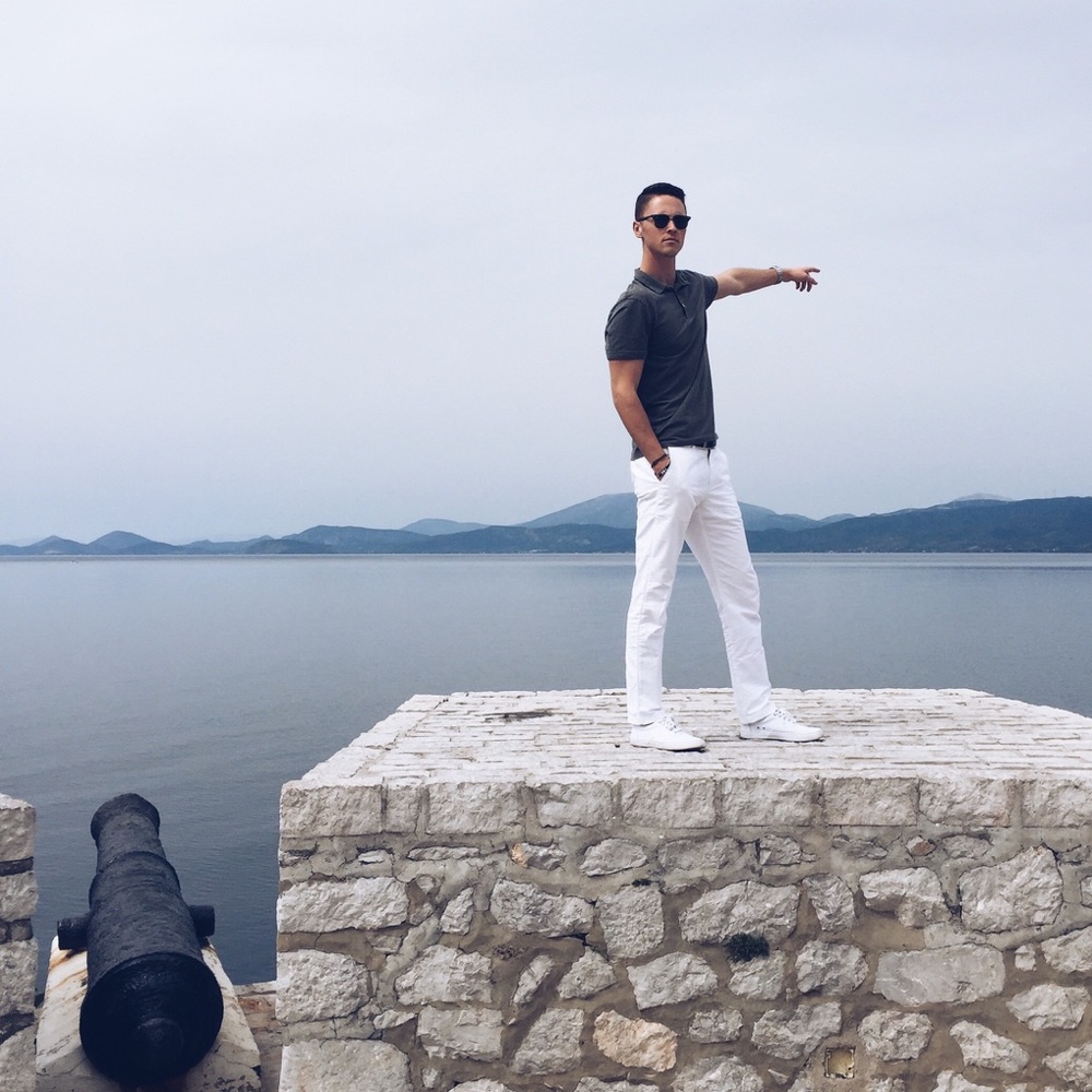 Meet your Posher, Ilya